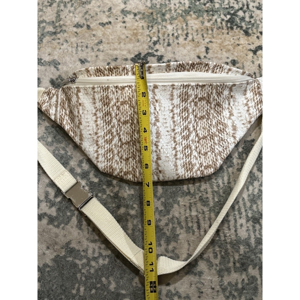 Wild Fable Fanny Pack EUC Snake Print